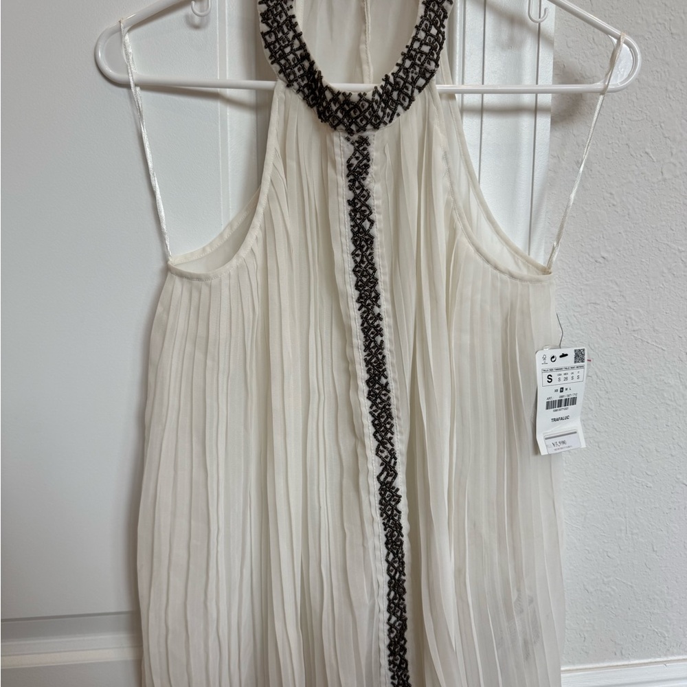 Zara White and Black Pleated Blouse